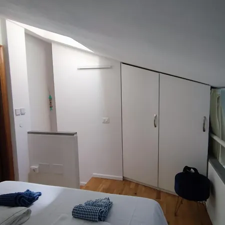 Bellavista Apartment *